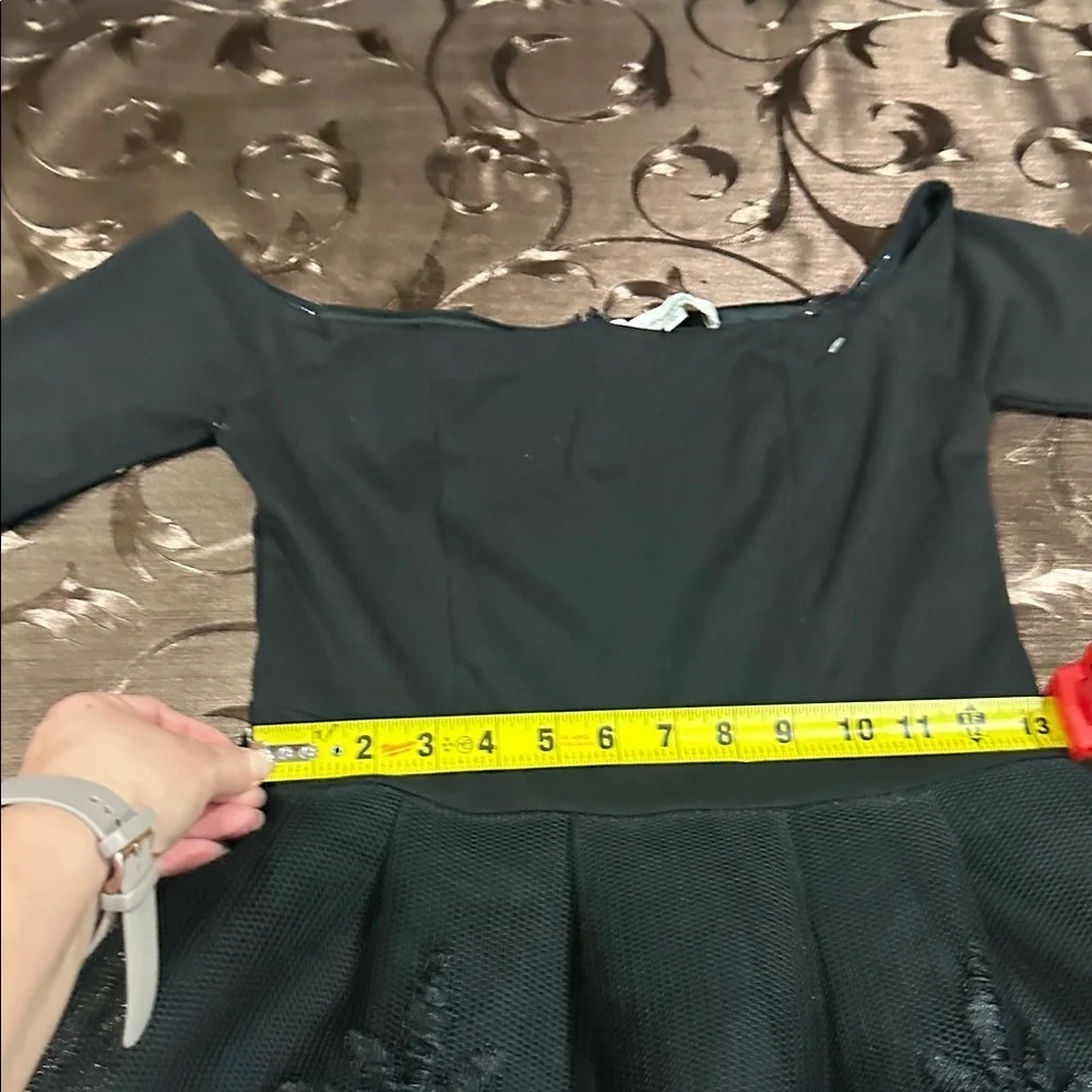 Francesca's Collections Black Off-Shoulder Midi Dress